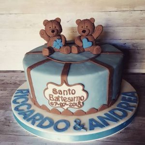 torta battesimo orsetti in pasta di zucchero
