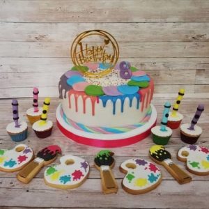 torta colori in pasta di zucchero