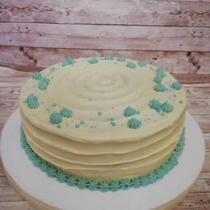 torta in panna bianca