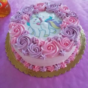 torta in panna unicorni