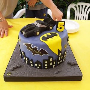 torta batman in pasta di zucchero