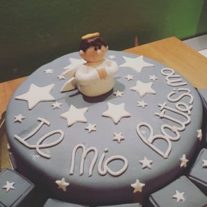 torta battesimo in pasta di zucchero