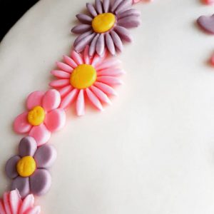 torta fiorellini in pasta di zucchero