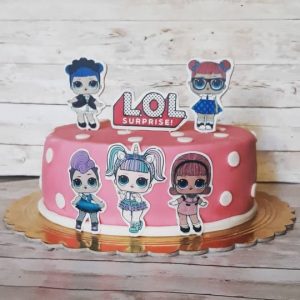 torta lol surprise in pasta di zucchero