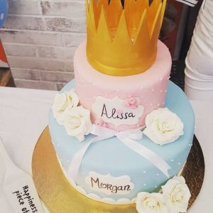 torta maschio o femmina in pasta di zucchero