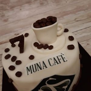 torta bar in pasta di zucchero