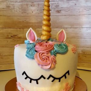 torta unicorno in pasta di zucchero